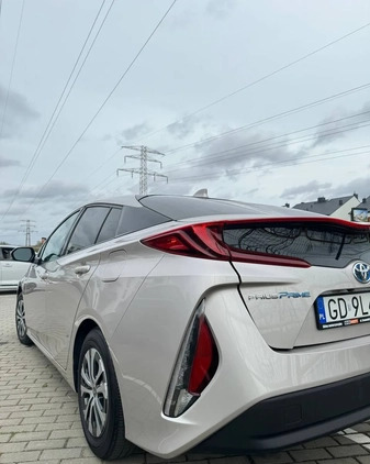 Toyota Prius cena 110700 przebieg: 107000, rok produkcji 2020 z Gdańsk małe 154